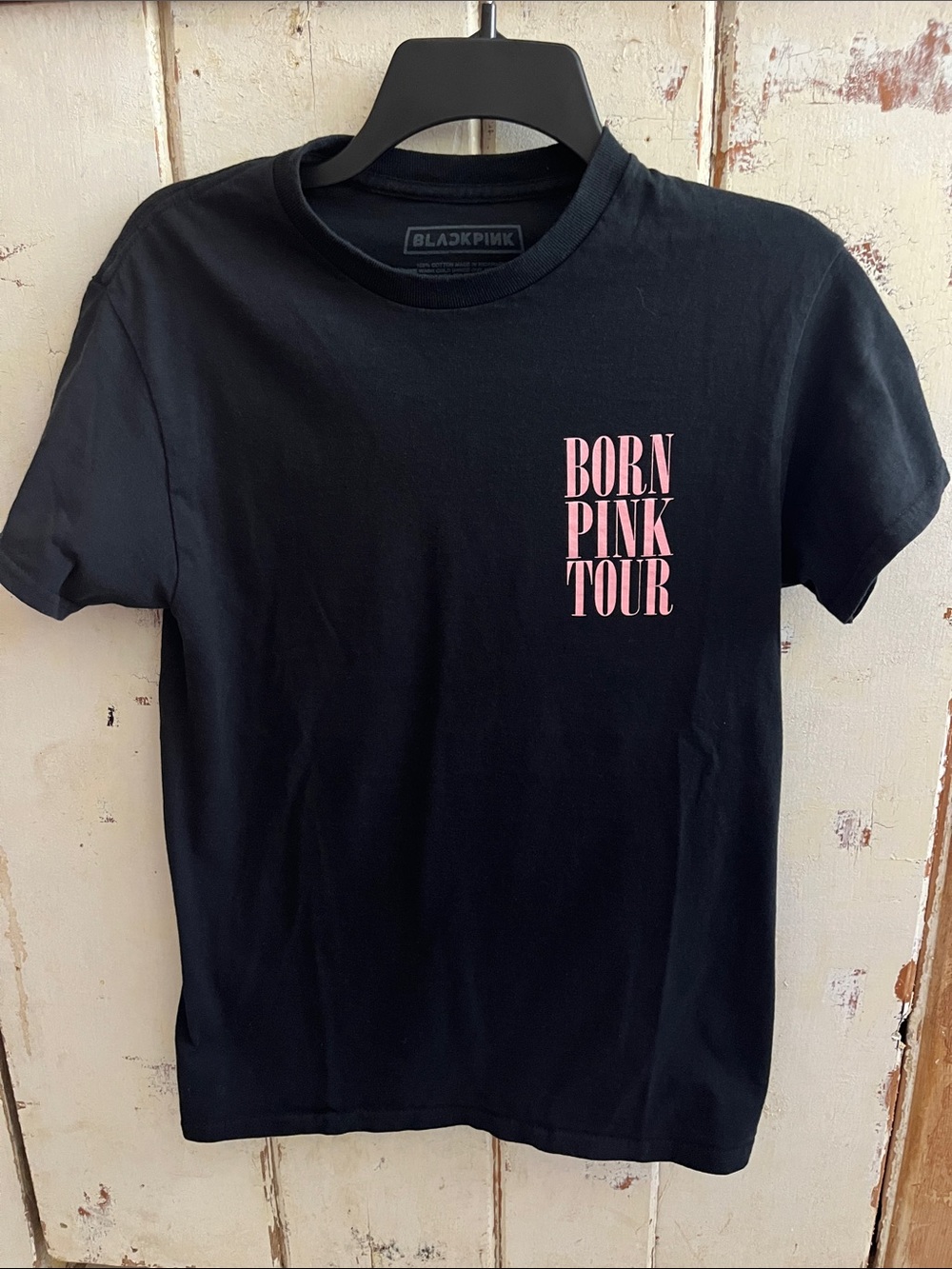 BLACKPINK Kpop Band tee 'Born Pink Tour' Graphic Tee - Black/Pink